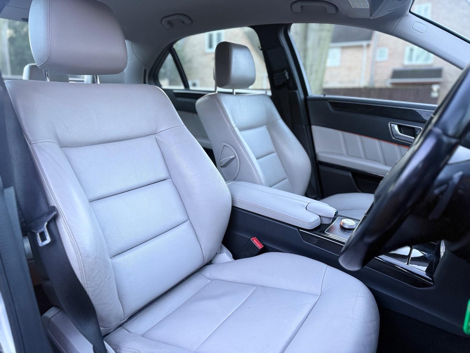 Used Mercedes-Benz E Class 2012 for sale - 77060130: Photo 18