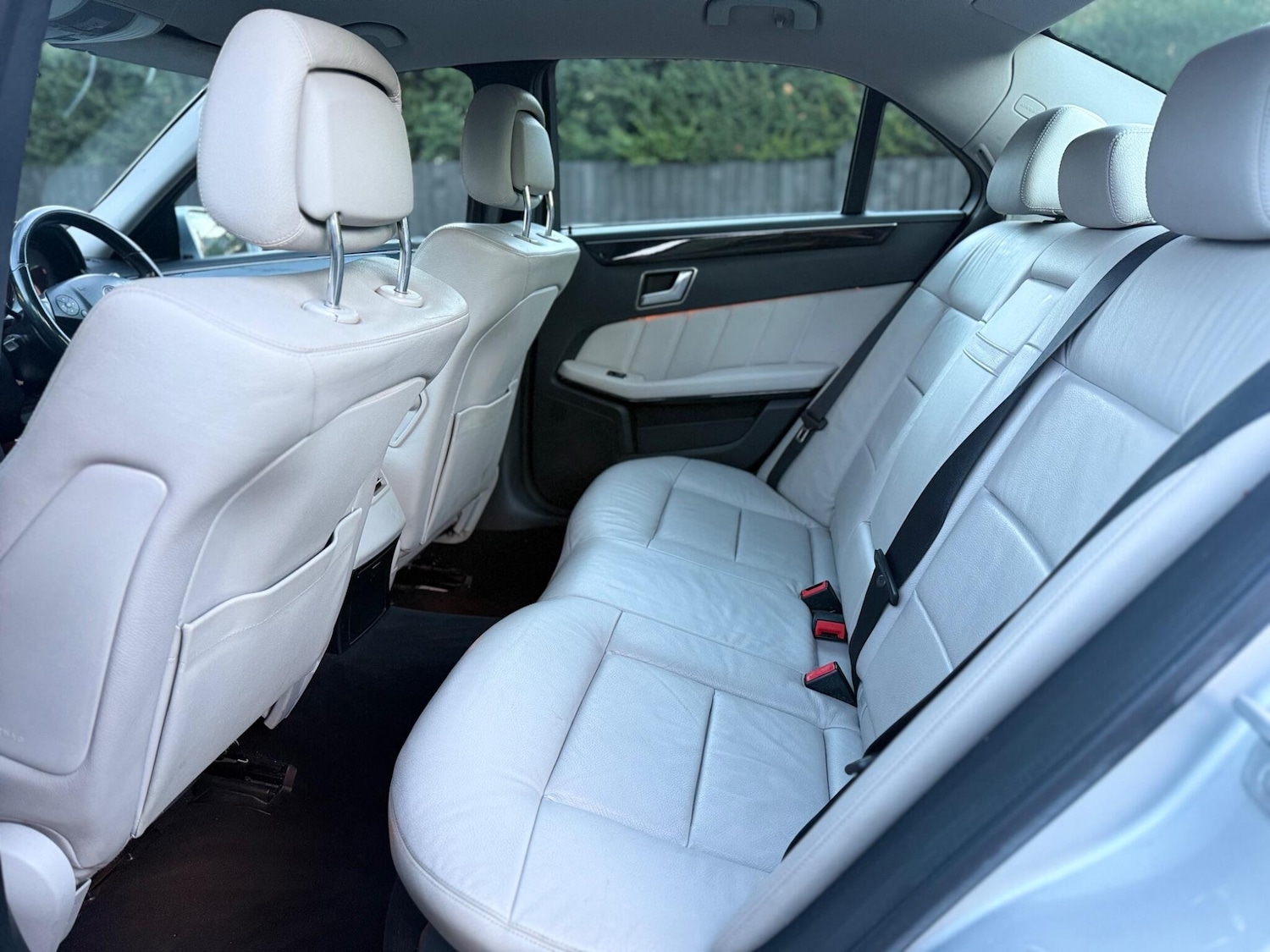 Used Mercedes-Benz E Class 2012 for sale - 77060130: Photo 22