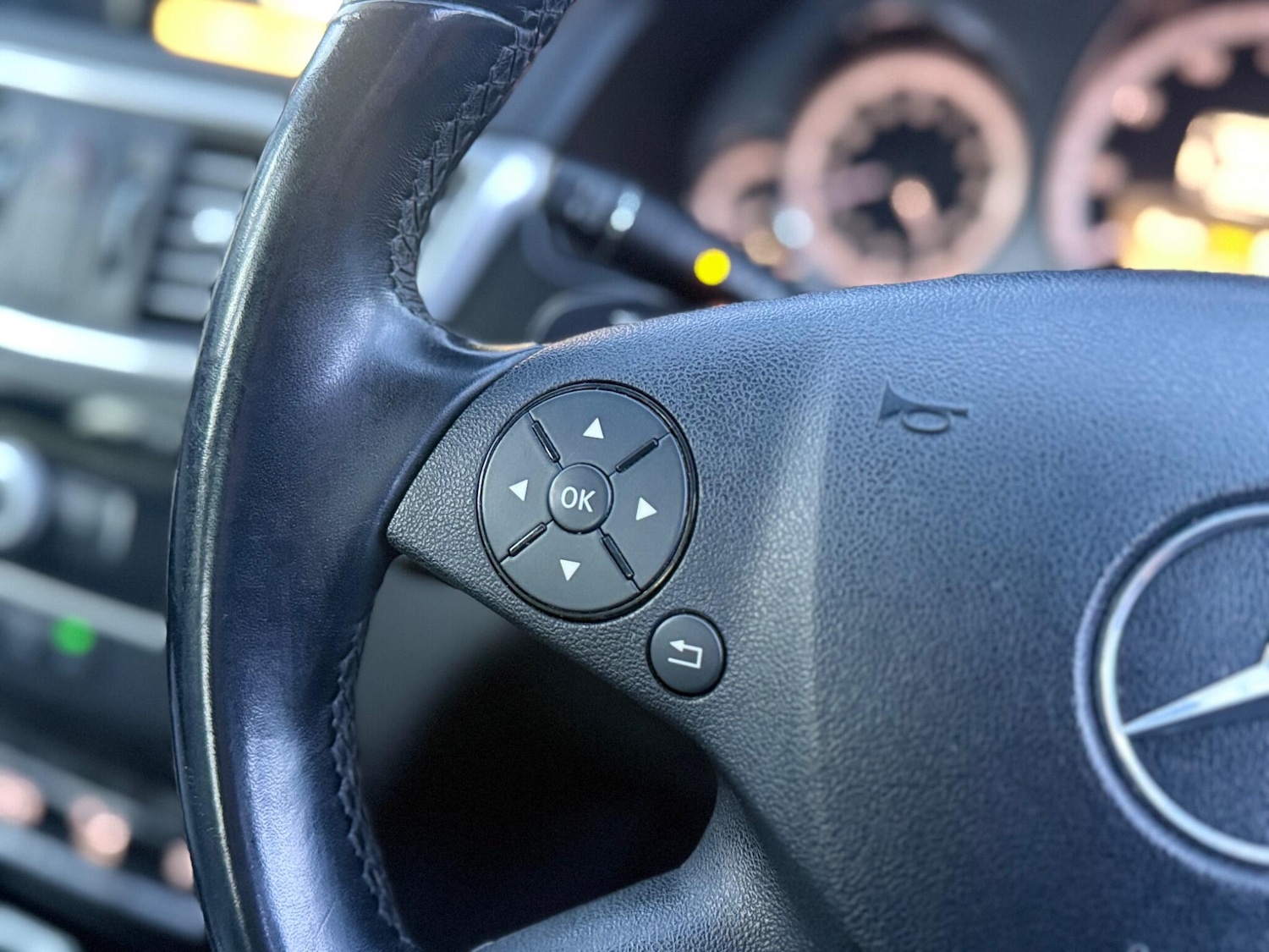 Used Mercedes-Benz E Class 2012 for sale - 77060130: Photo 28