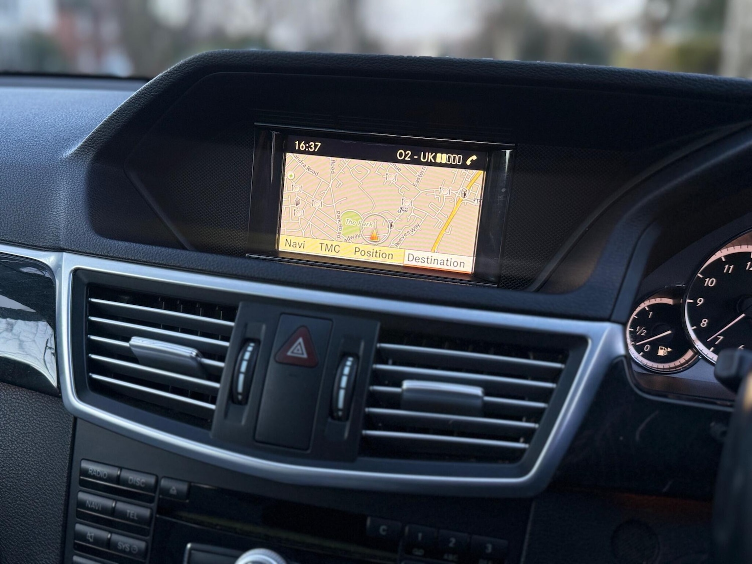 Used Mercedes-Benz E Class 2012 for sale - 77060130: Photo 35