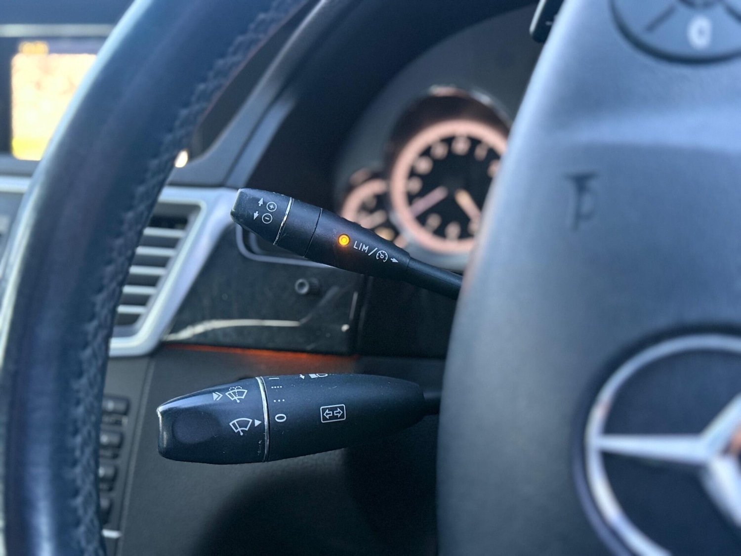 Used Mercedes-Benz E Class 2012 for sale - 77060130: Photo 45