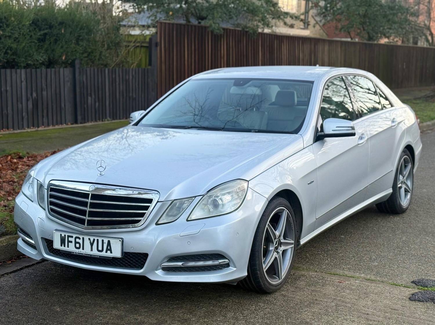 Used Mercedes-Benz E Class 2012 for sale - 77060130: Photo 7