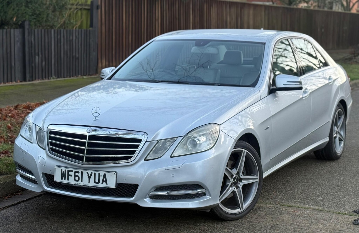 Used Mercedes-Benz E Class 2012 for sale - 77060130: Photo 8