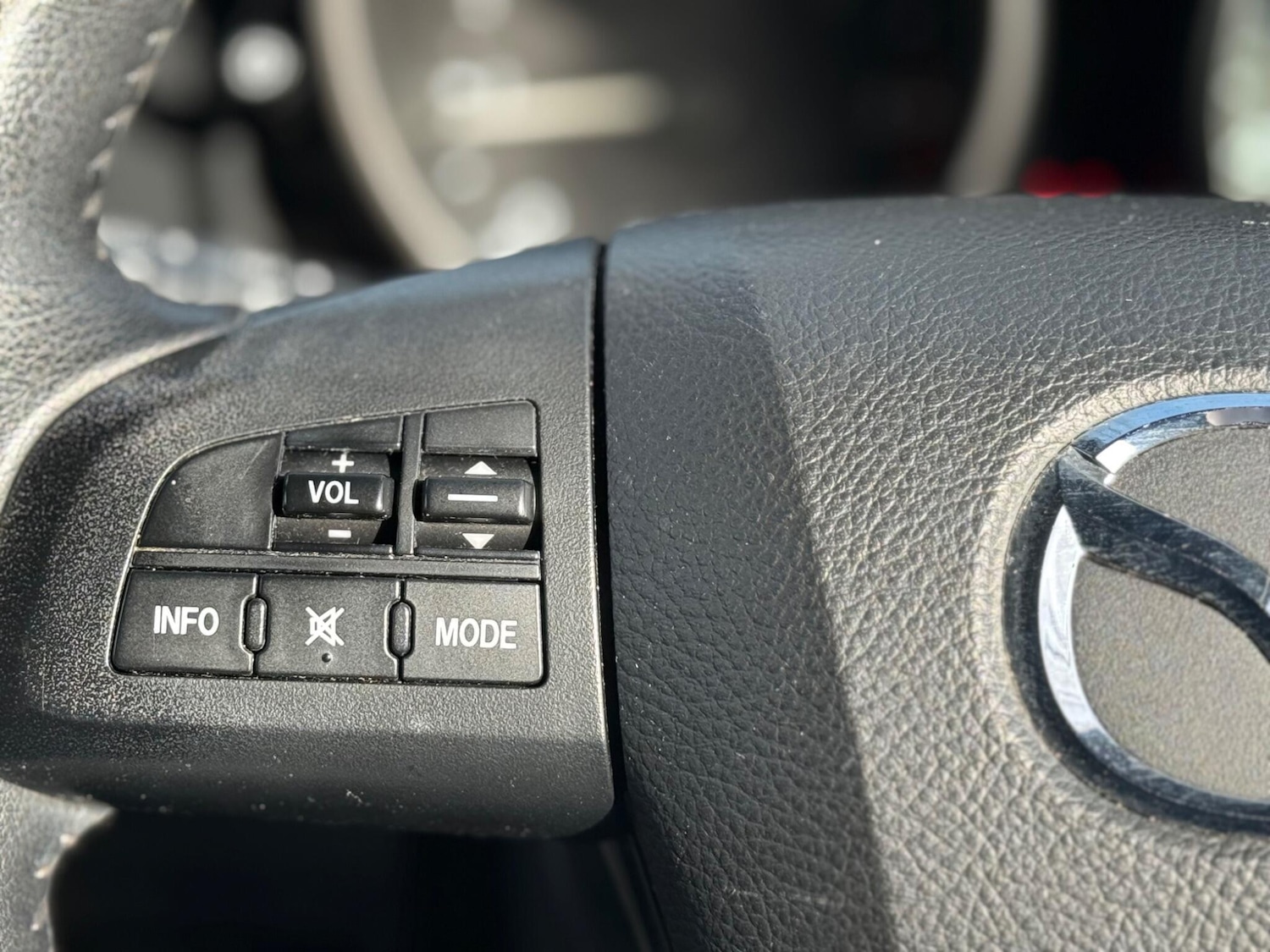 Used Mazda Mazda5 2014 for sale - 77496899: Photo 28