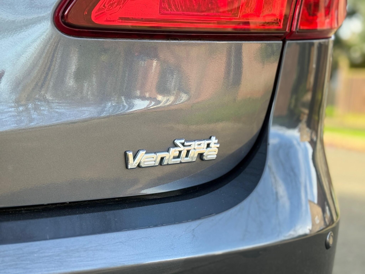 Used Mazda Mazda5 2014 for sale - 77496899: Photo 46