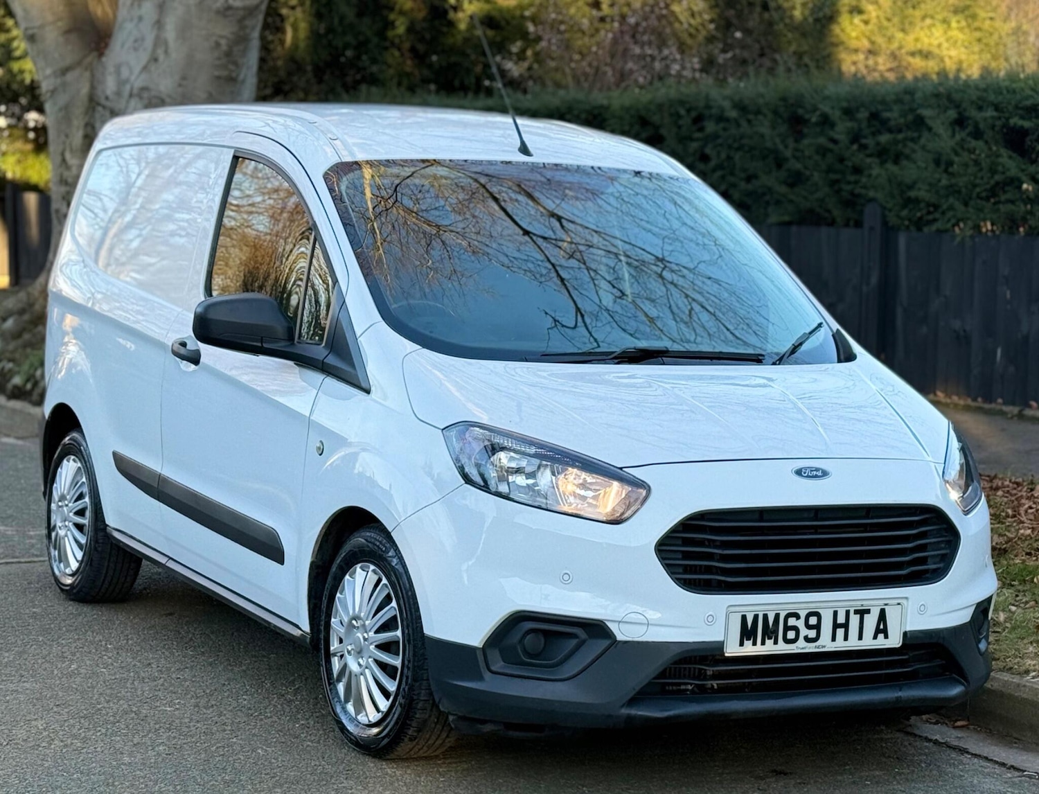 Used Ford Transit Courier 2020 for sale - 77098189: Photo 10