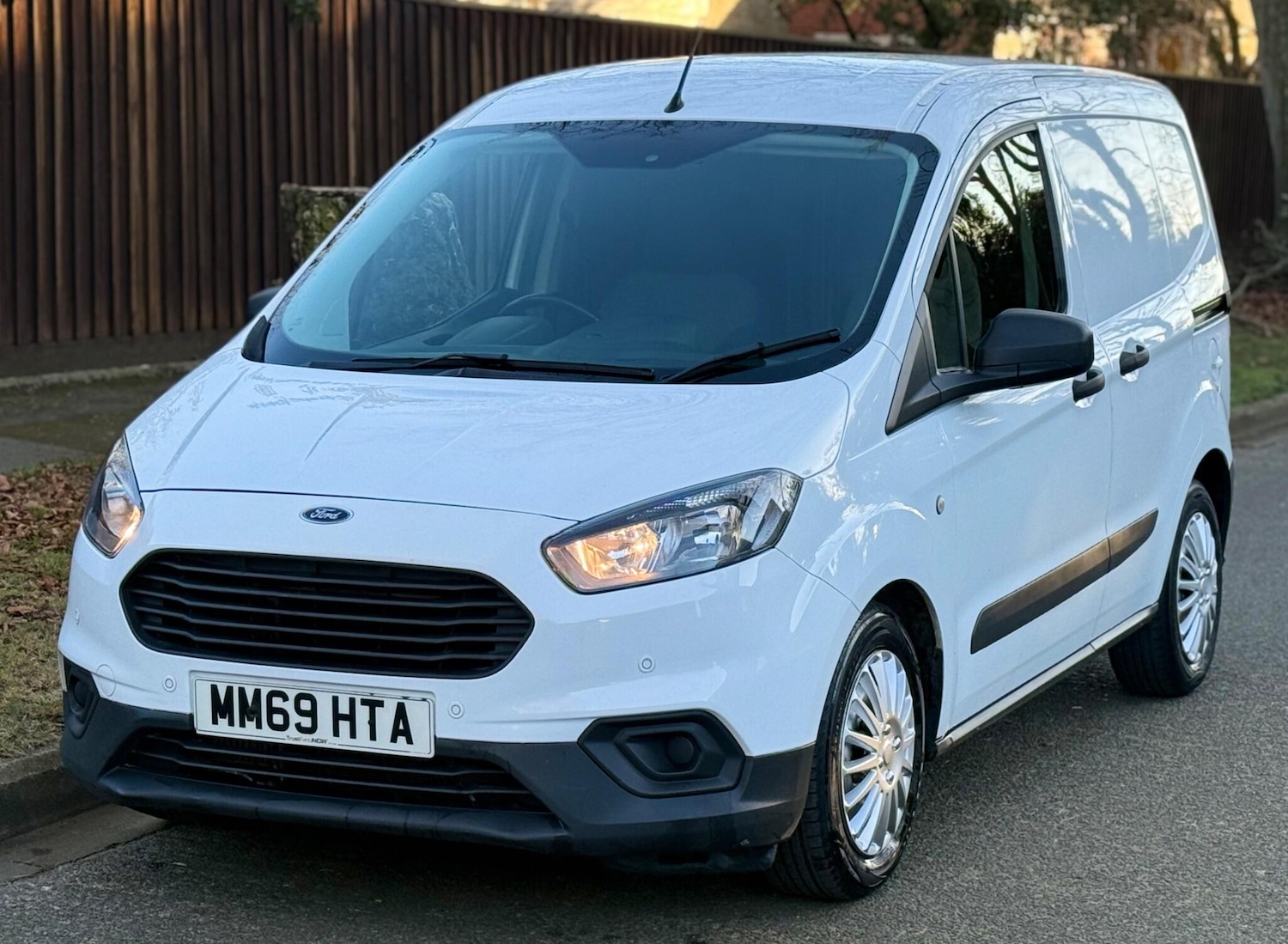 Used Ford Transit Courier 2020 for sale - 77098189: Photo 18