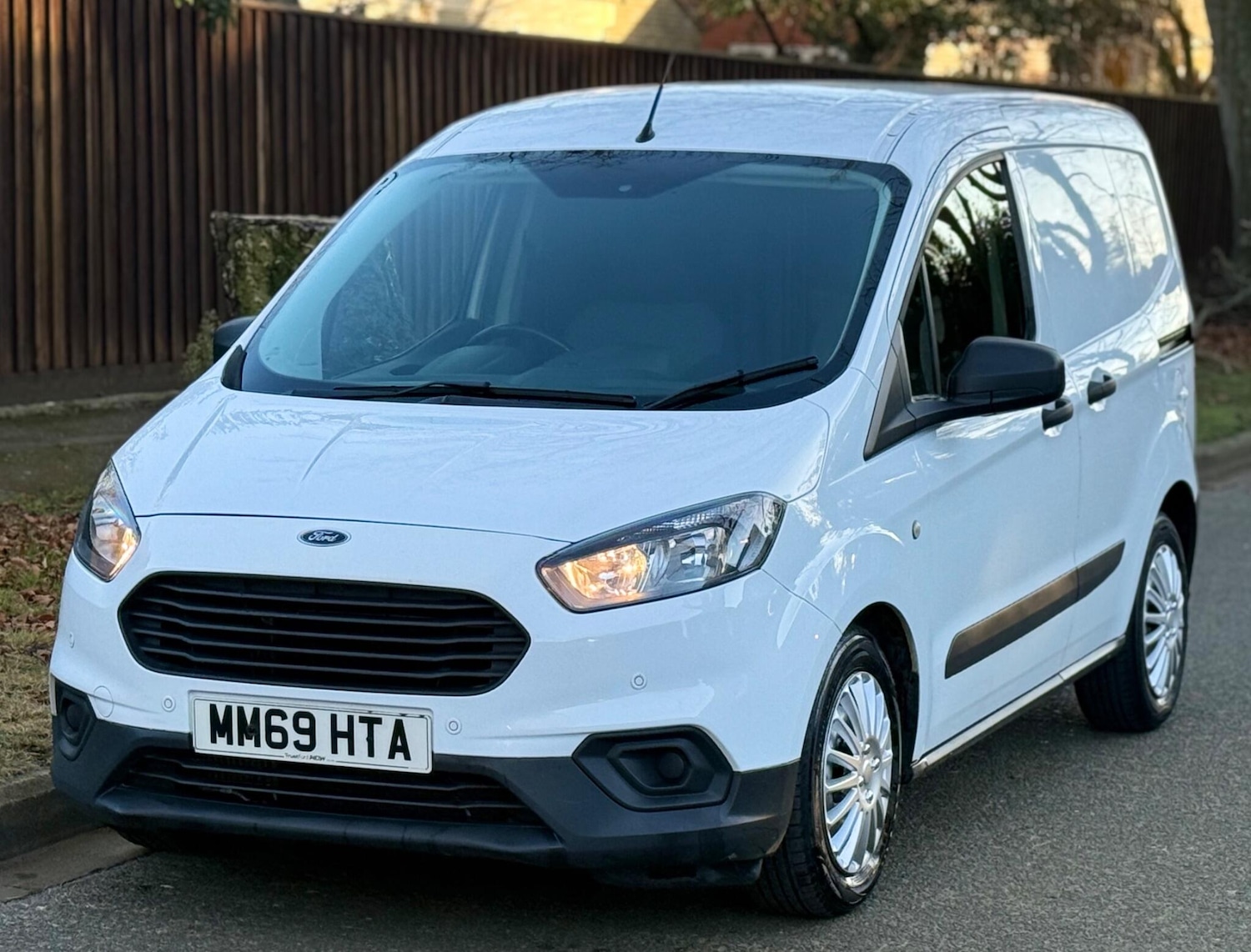 Used Ford Transit Courier 2020 for sale - 77098189: Photo 19