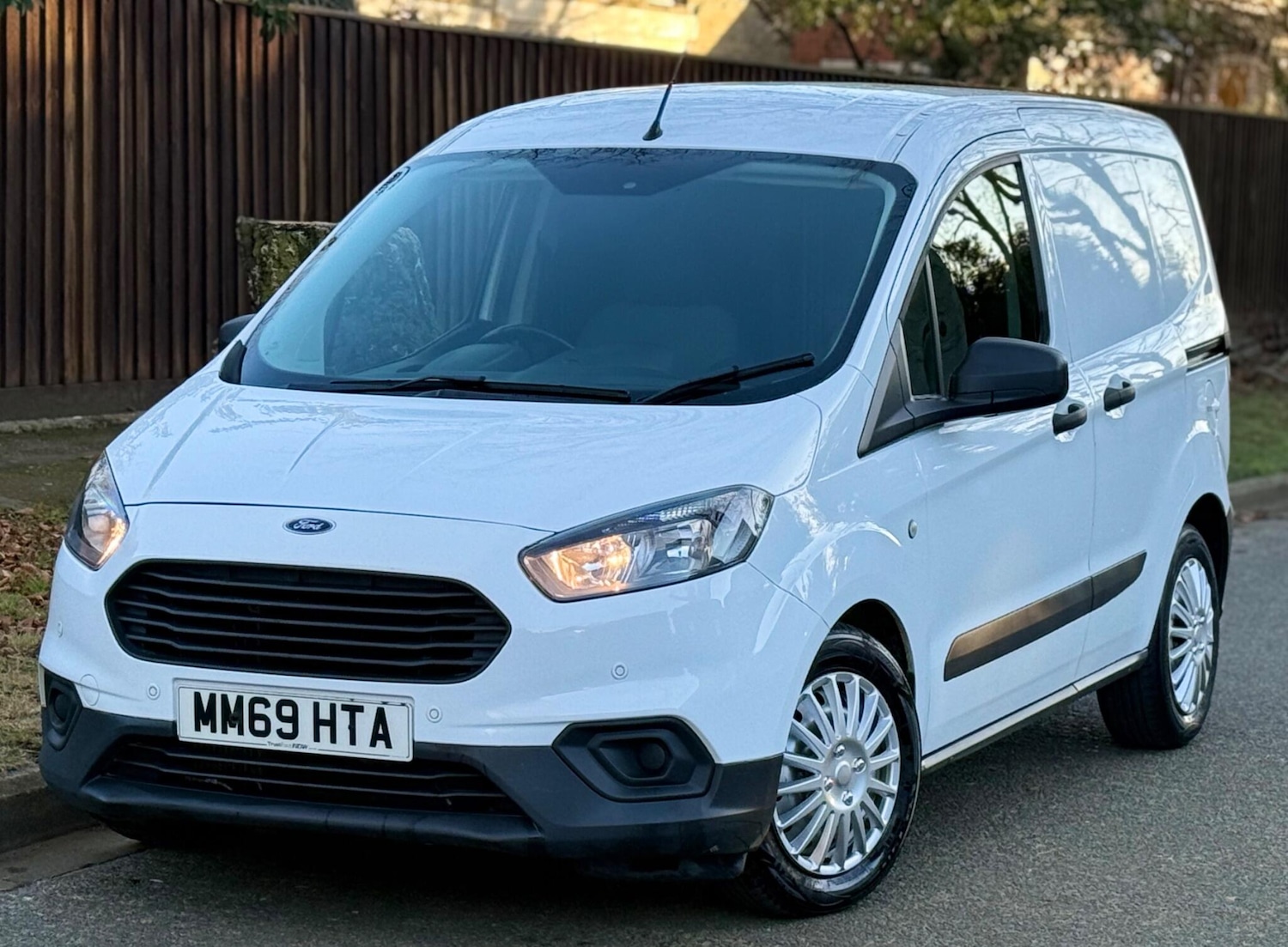 Used Ford Transit Courier 2020 for sale - 77098189: Photo 3