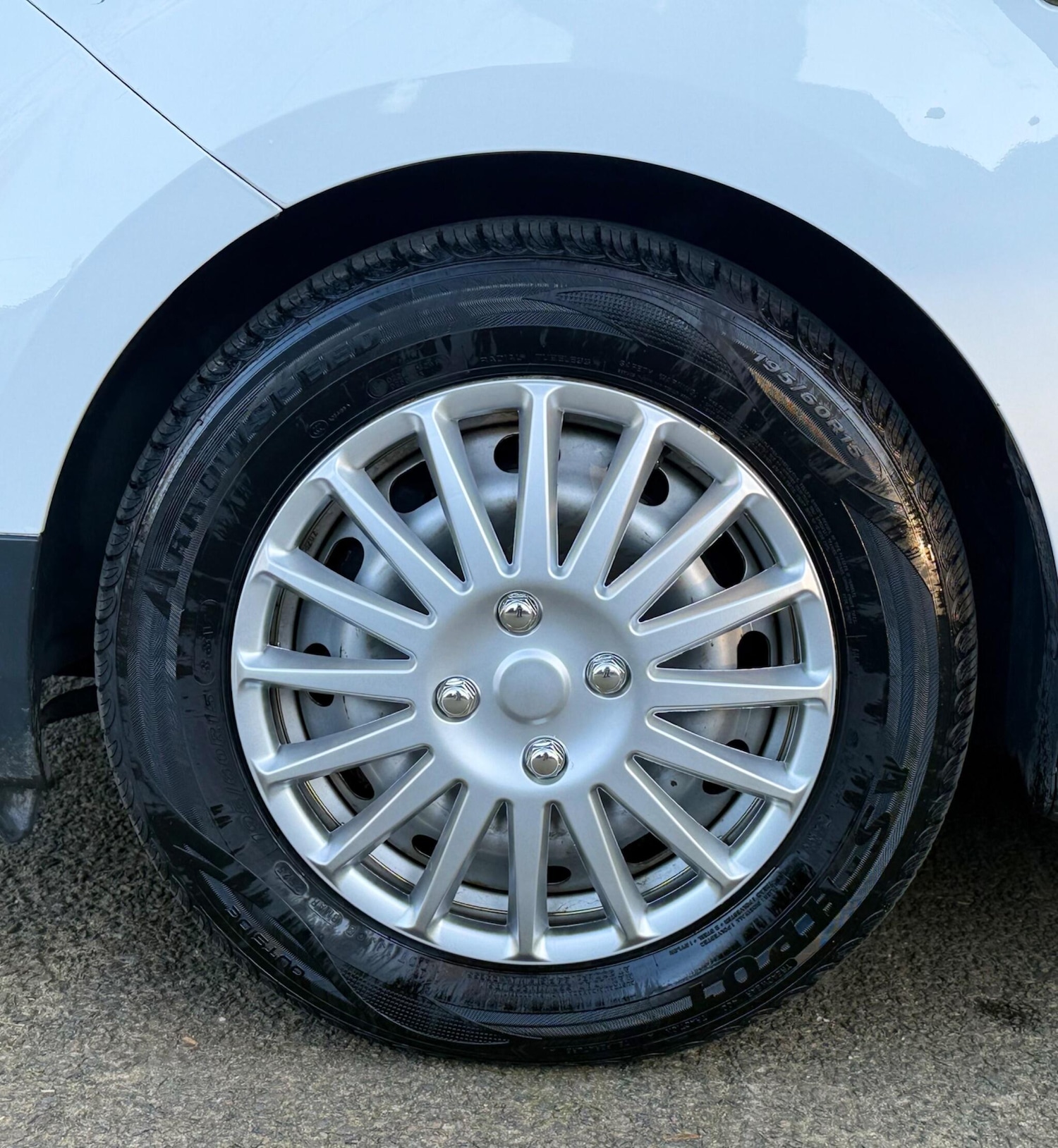 Used Ford Transit Courier 2020 for sale - 77098189: Photo 31