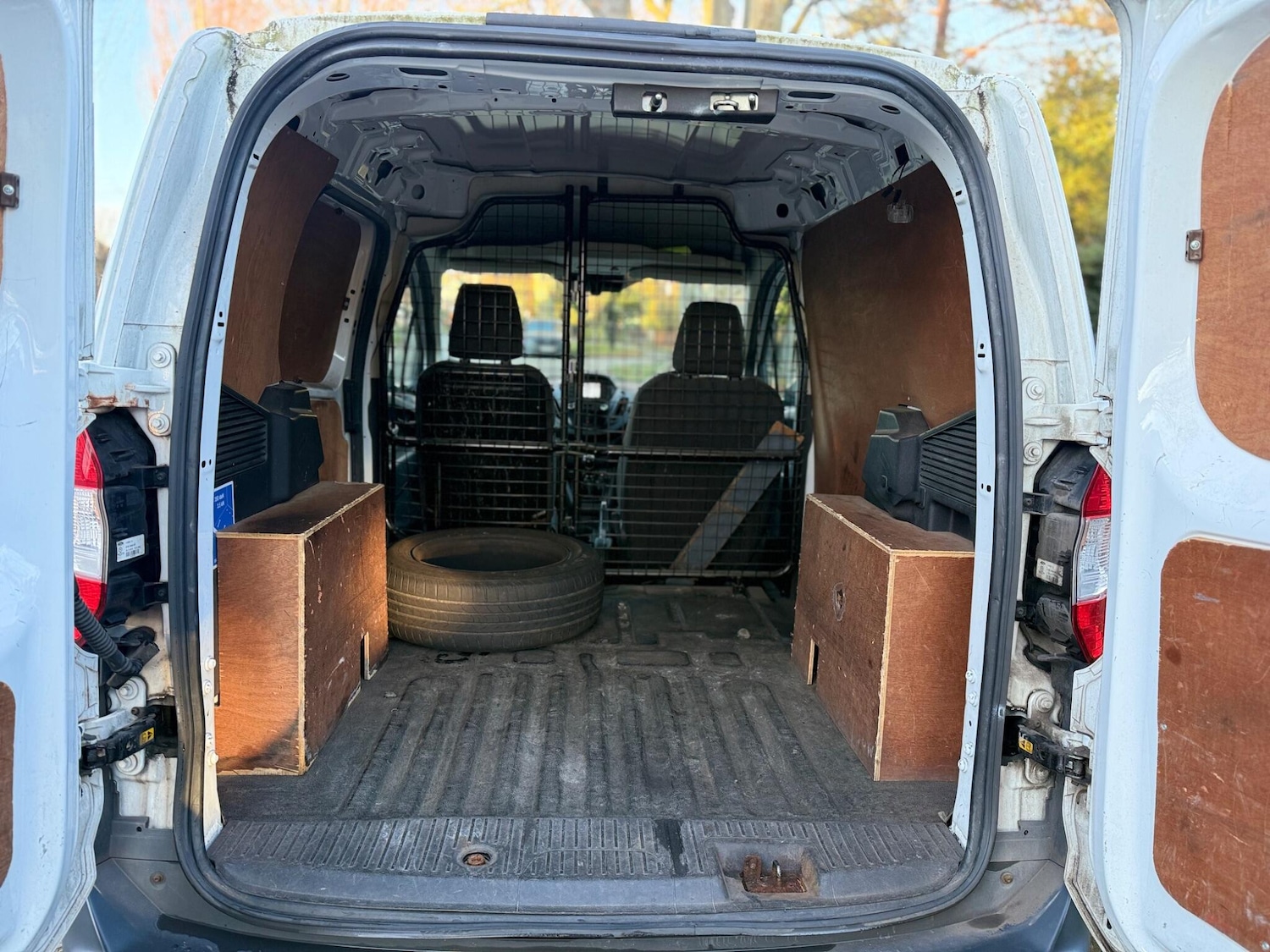 Used Ford Transit Courier 2020 for sale - 77098189: Photo 40