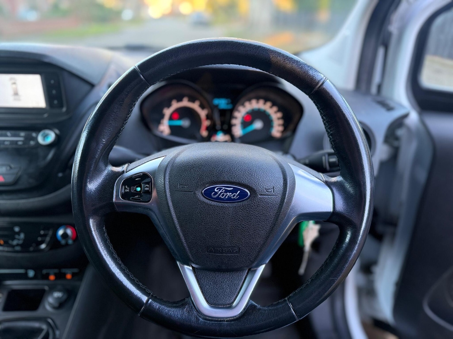 Used Ford Transit Courier 2020 for sale - 77098189: Photo 41