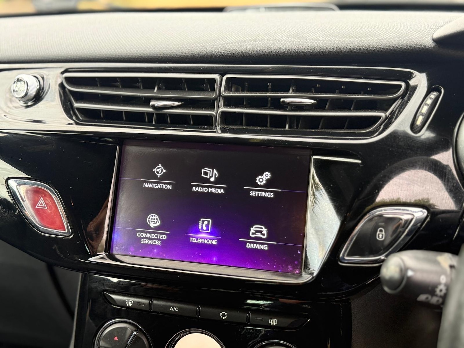 Used DS Automobiles DS 3 2015 for sale - 76549403: Photo 24