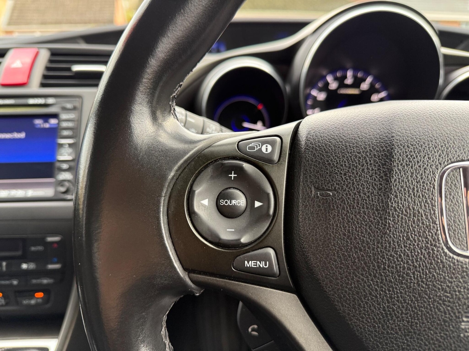 Used Honda Civic 2012 for sale - 76550179: Photo 26