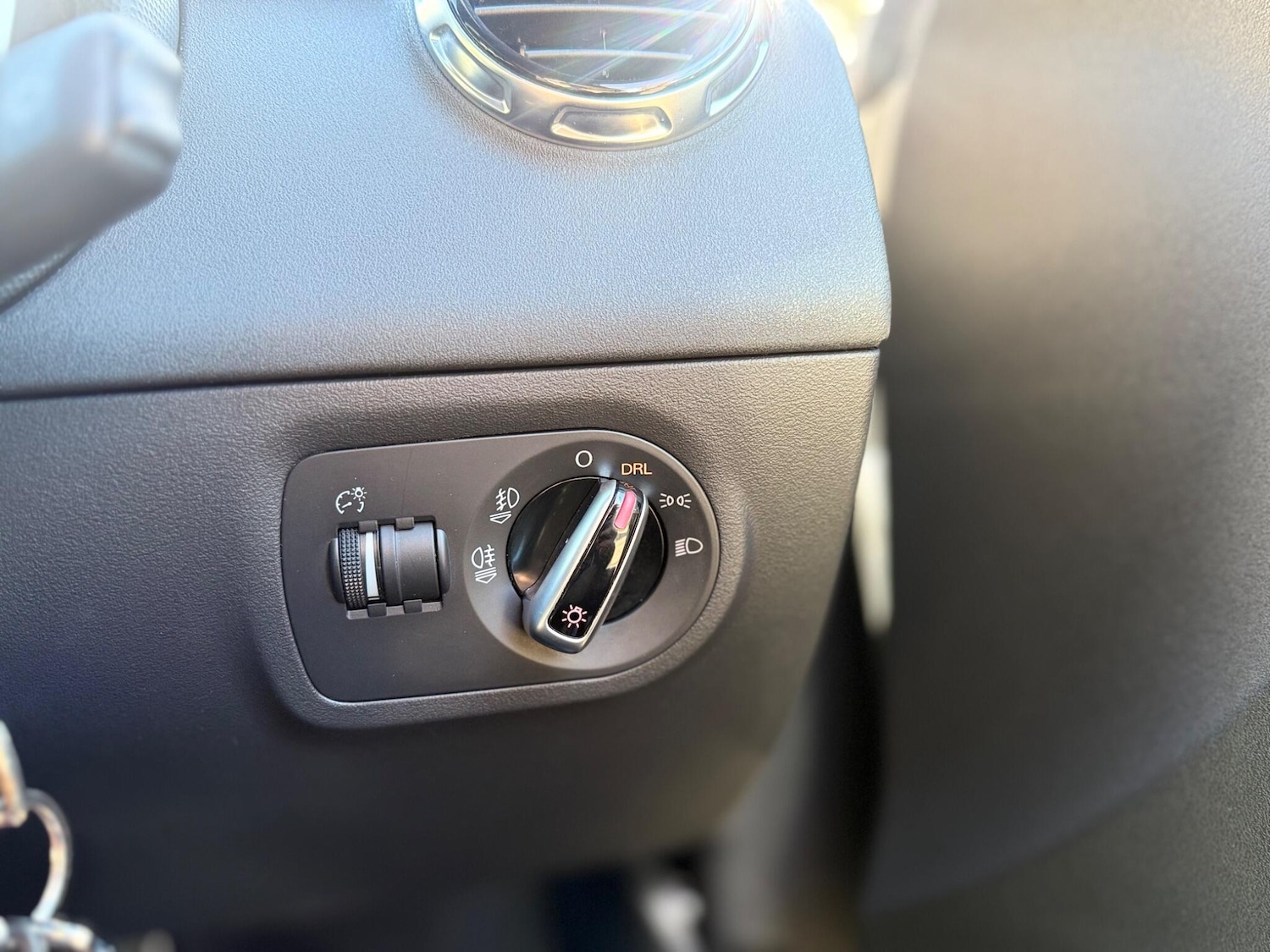 Used Audi TT 2011 for sale - 77977964: Photo 31