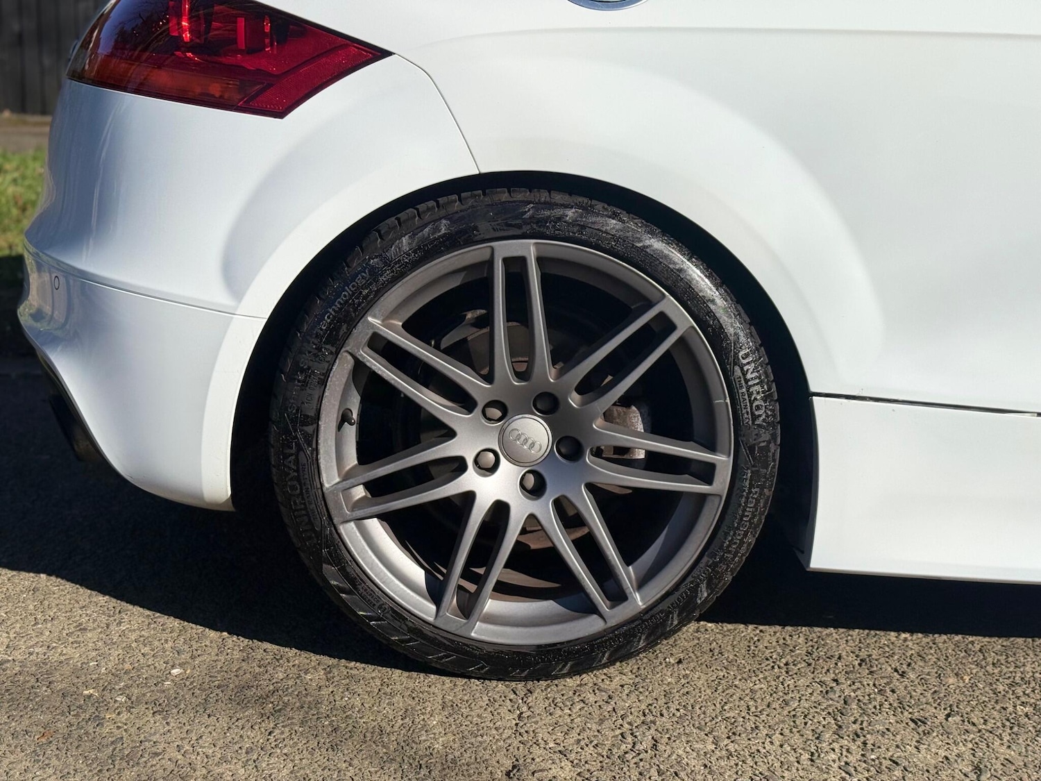 Used Audi TT 2011 for sale - 77977964: Photo 33