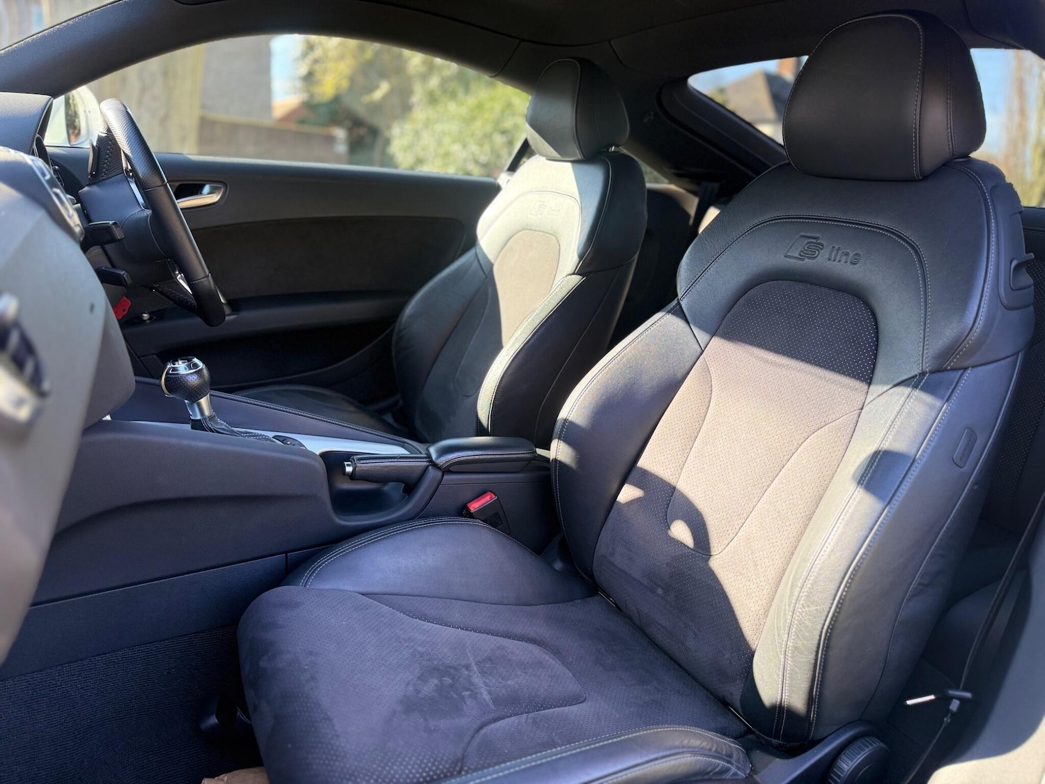 Used Audi TT 2011 for sale - 77977964: Photo 43