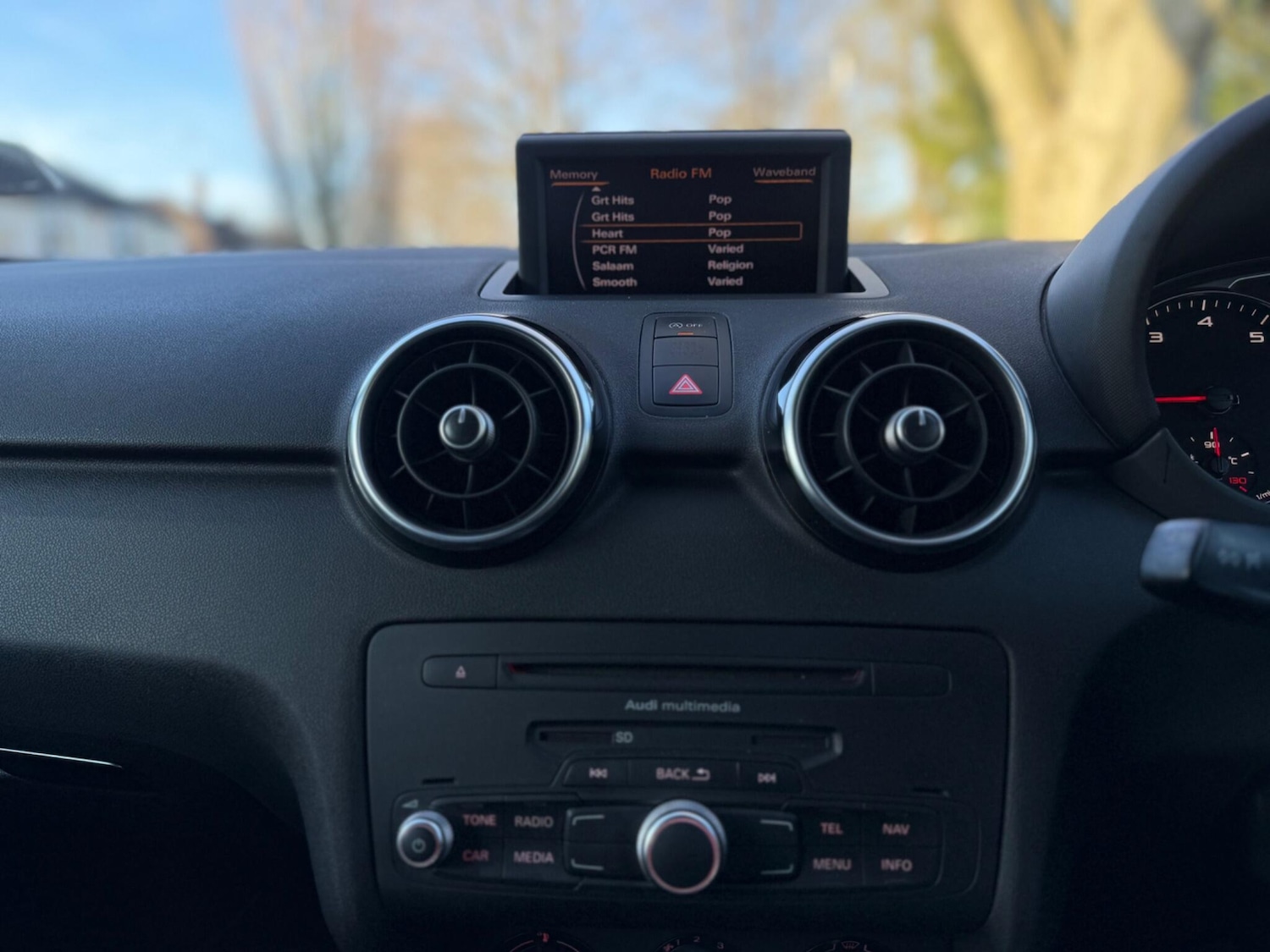 Used Audi A1 2011 for sale - 77958381: Photo 28