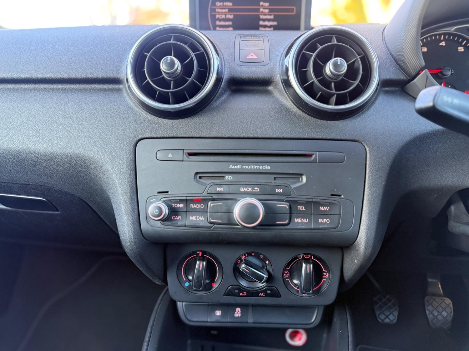 Used Audi A1 2011 for sale - 77958381: Photo 29