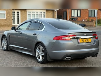 Used Jaguar XF 2010 for sale - 79039057: Photo