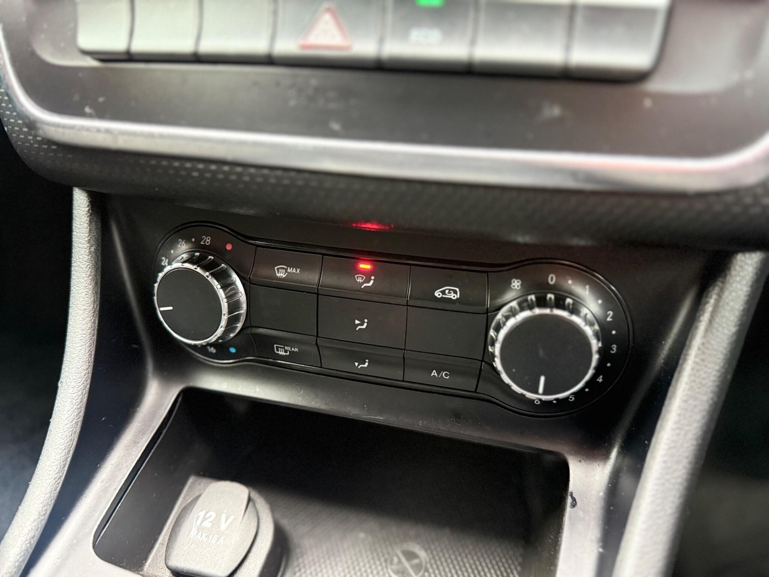 Used Mercedes-Benz A-Class 2013 for sale - 77120579: Photo 27