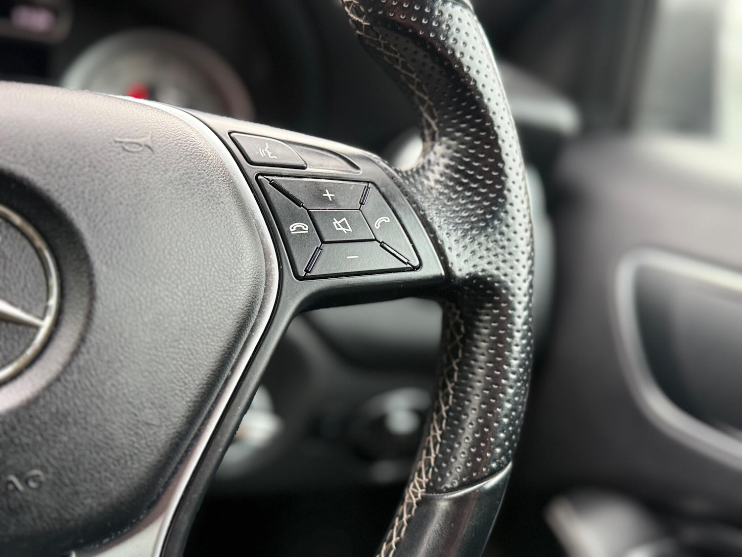 Used Mercedes-Benz A-Class 2013 for sale - 77120579: Photo 30