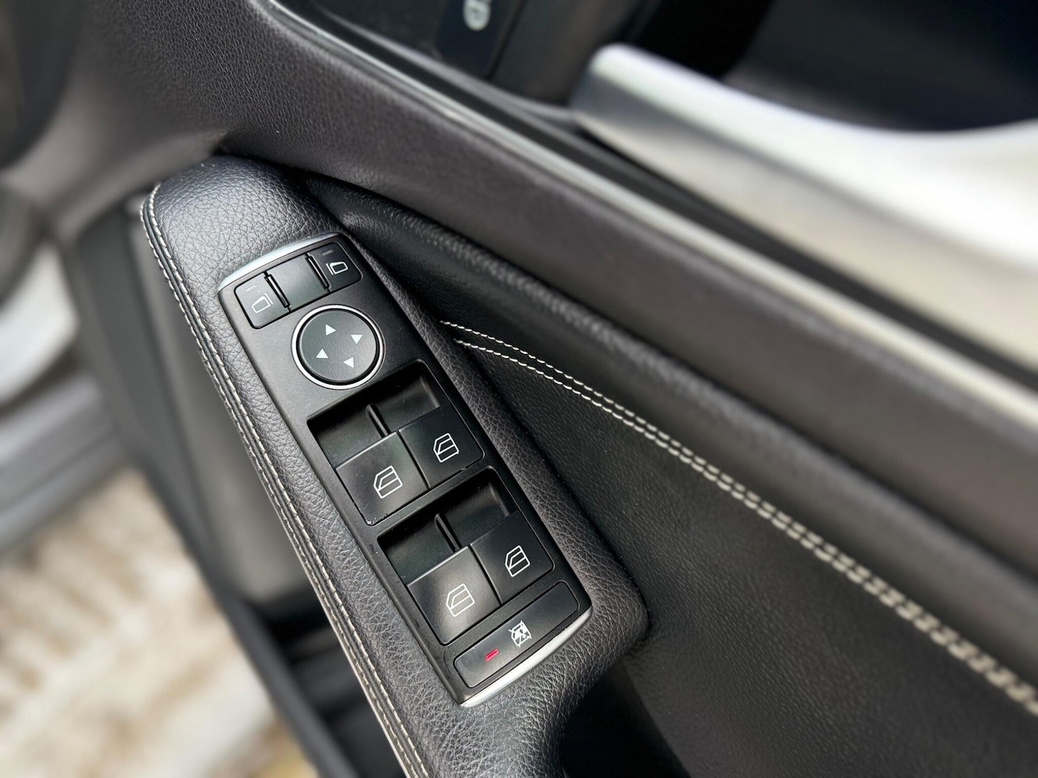 Used Mercedes-Benz A-Class 2013 for sale - 77120579: Photo 43