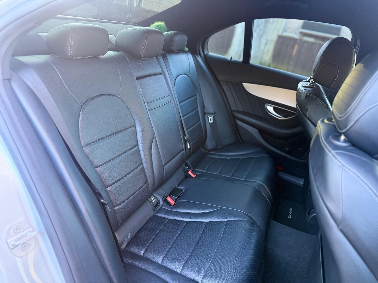 Used Mercedes-Benz C Class 2014 for sale - 76952811: Photo 18