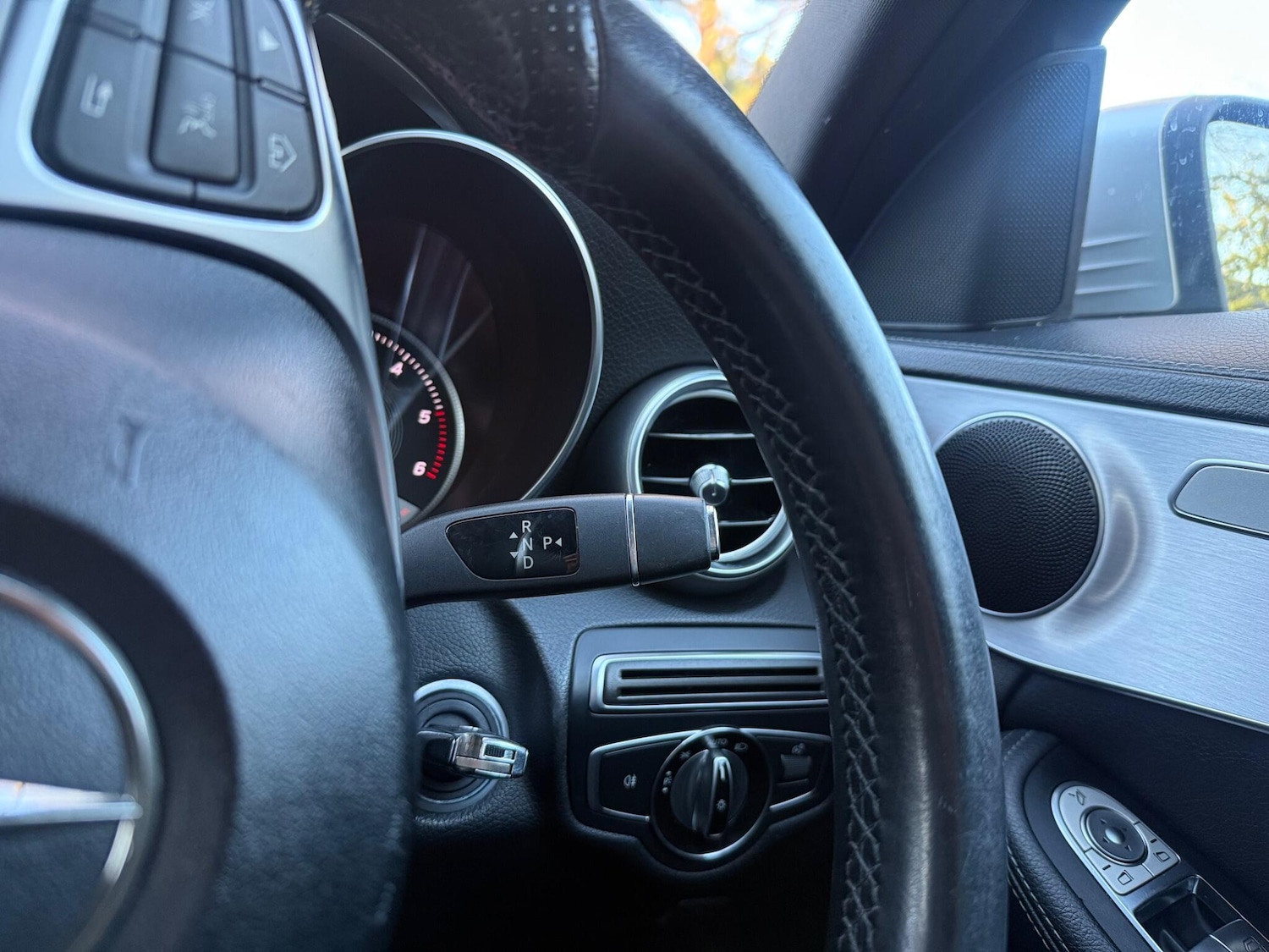 Used Mercedes-Benz C Class 2014 for sale - 76952811: Photo 27