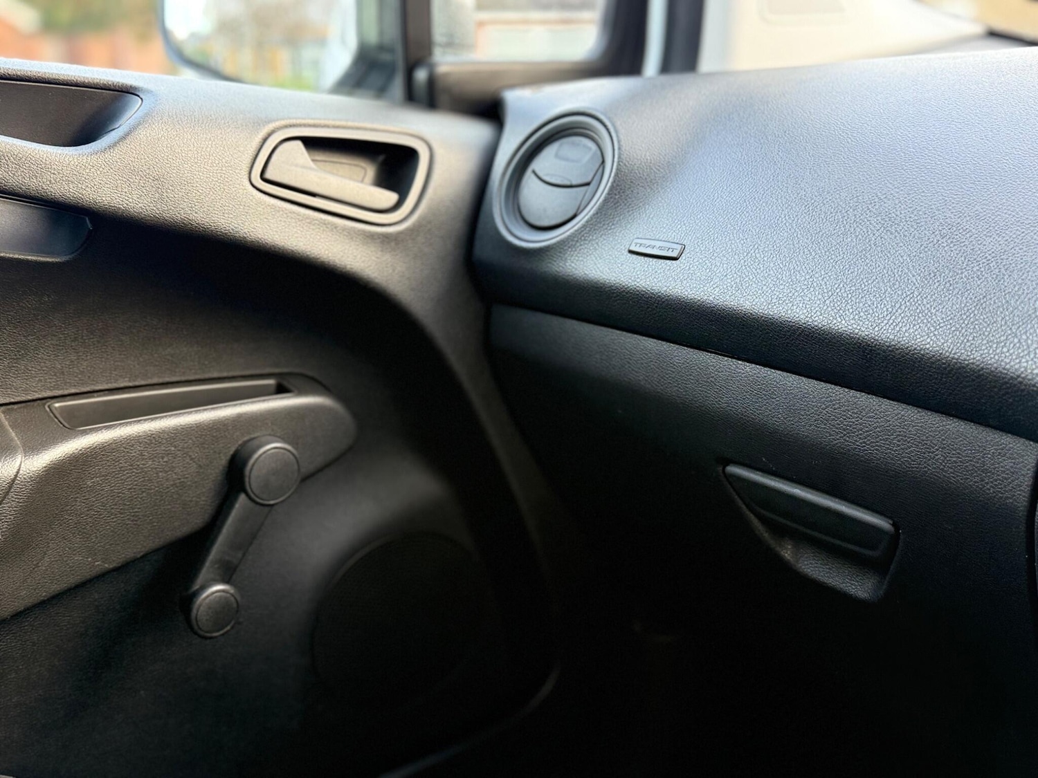 Used Ford Transit Courier 2020 for sale - 76997055: Photo 27