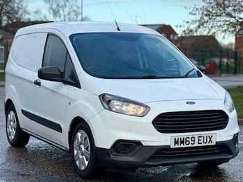 Used Ford Transit Courier 2020 for sale - 76997055: Photo
