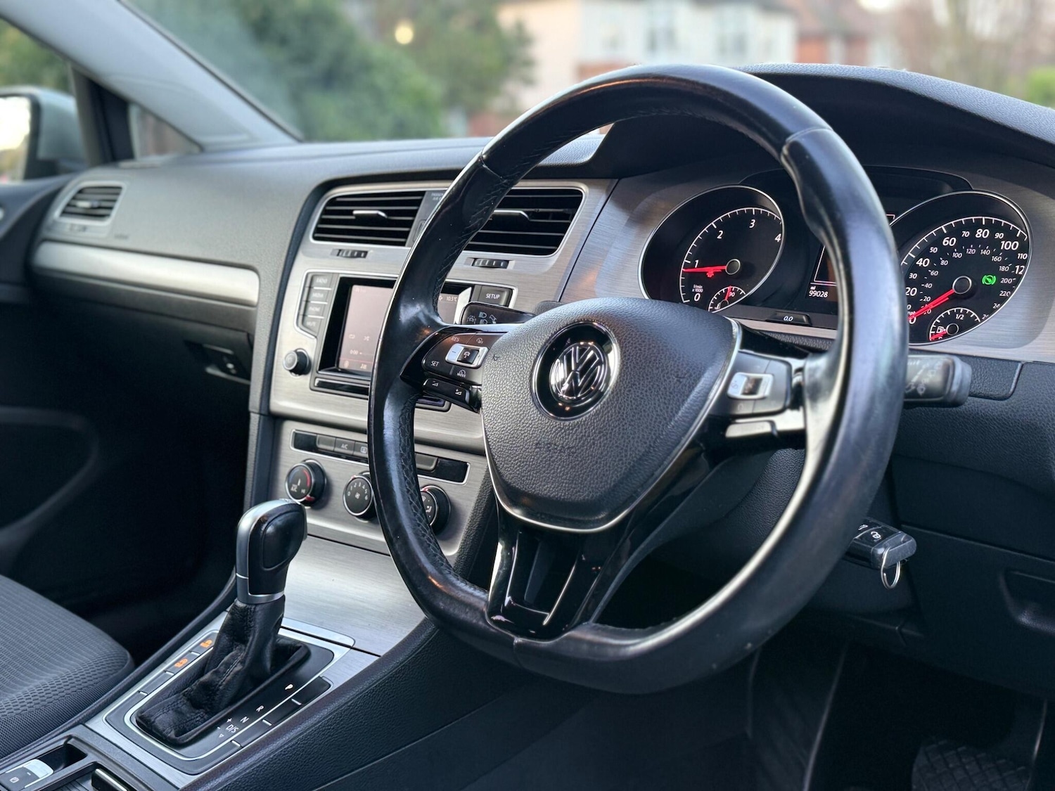 Used Volkswagen Golf 2014 for sale - 76993130: Photo 15