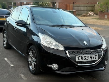 Used Peugeot 208 2013 for sale - 79336878: Photo