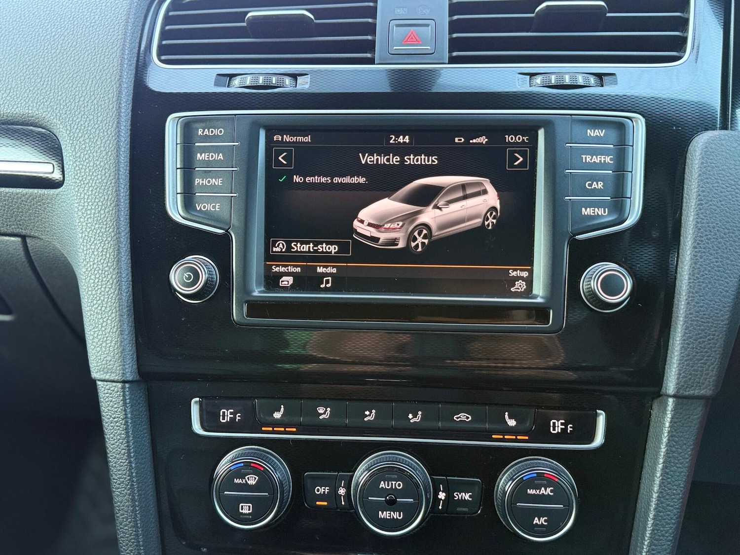 Used Volkswagen Golf 2016 for sale - 76952401: Photo 29