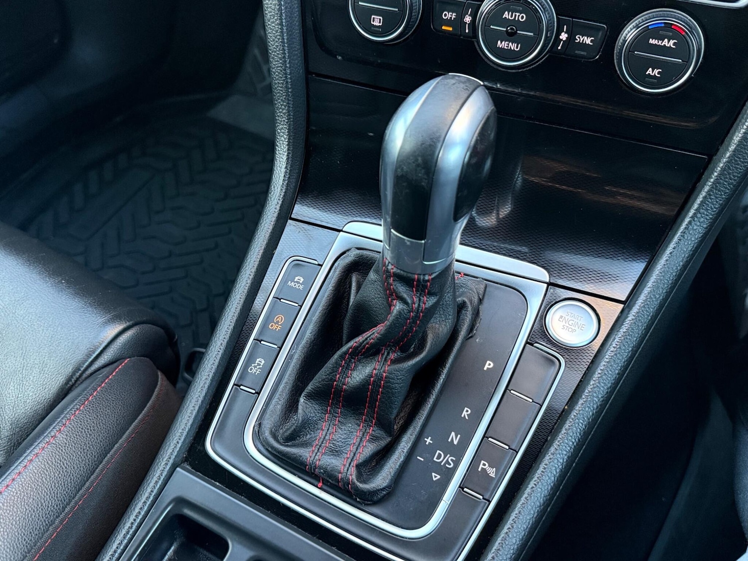 Used Volkswagen Golf 2016 for sale - 76952401: Photo 31