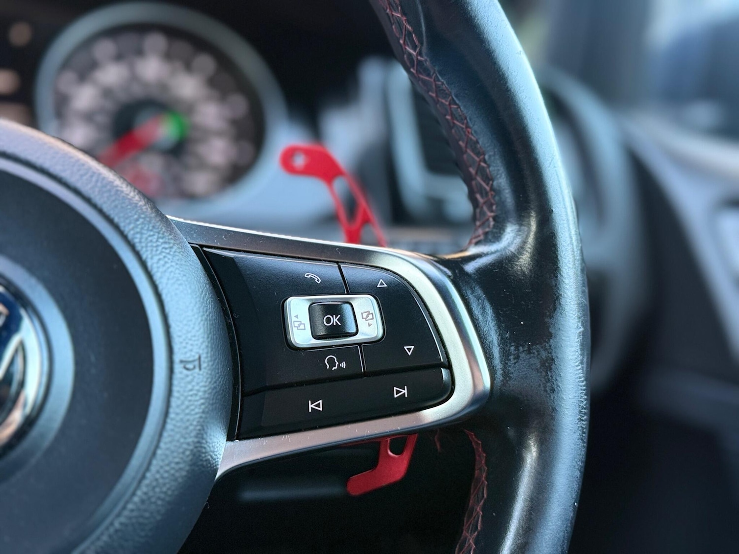 Used Volkswagen Golf 2016 for sale - 76952401: Photo 36