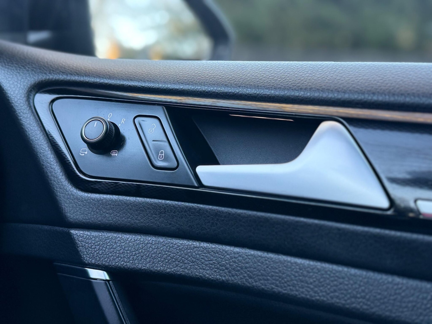 Used Volkswagen Golf 2016 for sale - 76952401: Photo 40