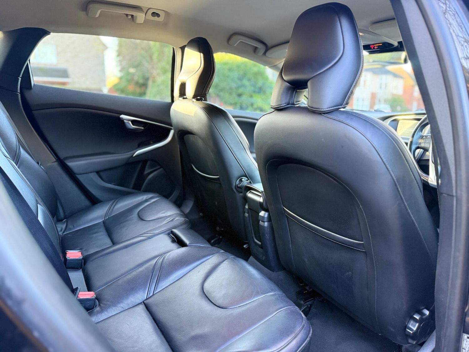 Used Volvo V40 for sale - 77358600: Photo 14