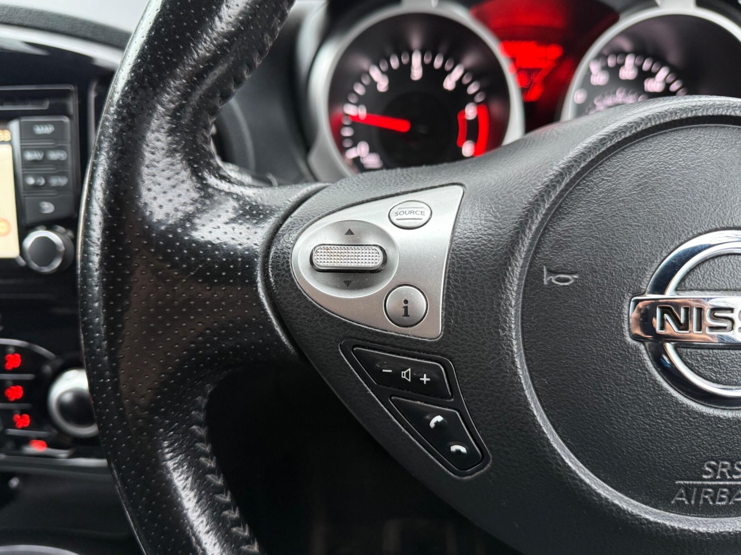 Used Nissan Juke 2017 for sale - 77496551: Photo 29