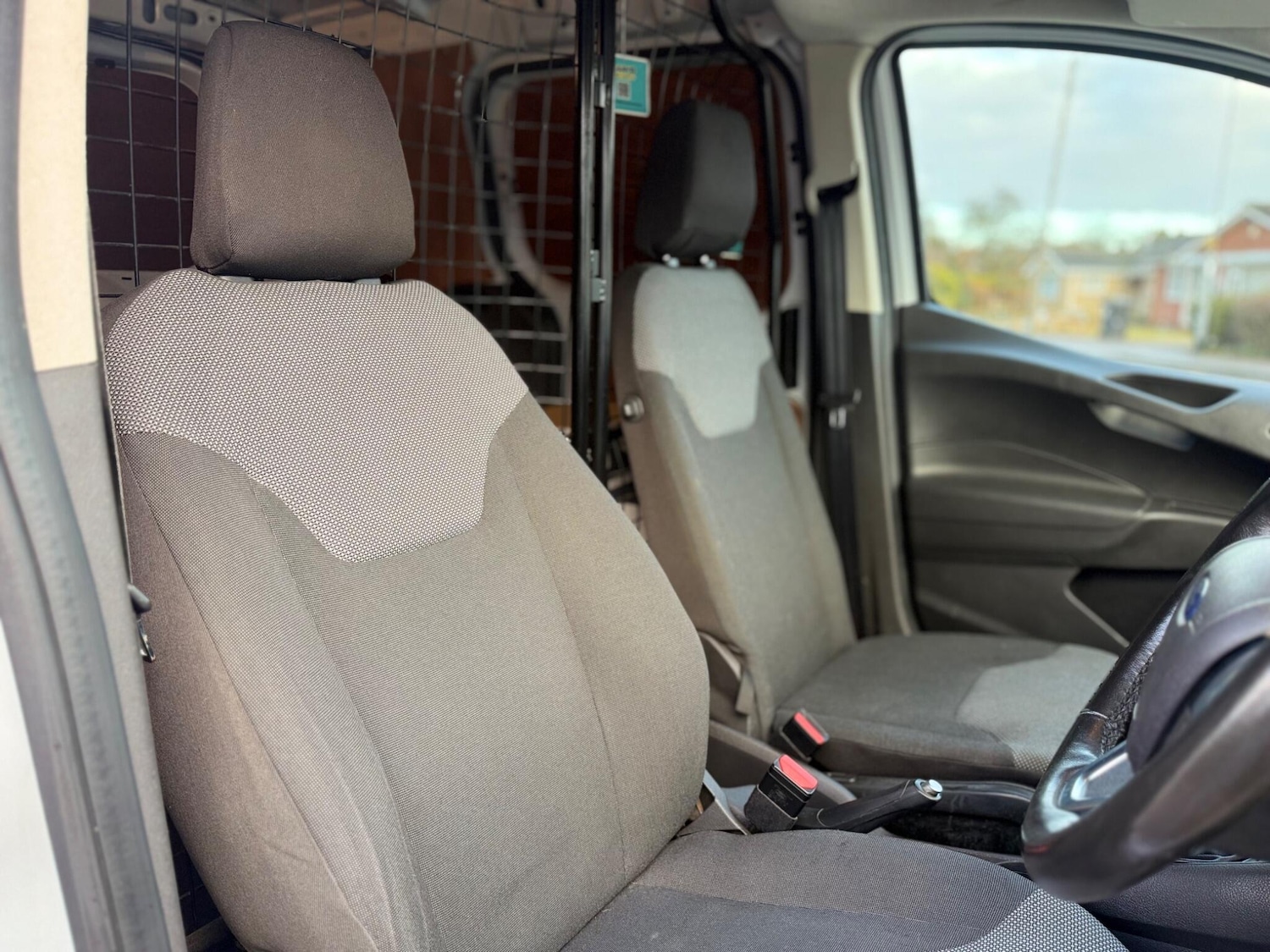 Used Ford Transit Courier 2020 for sale - 77109094: Photo 17