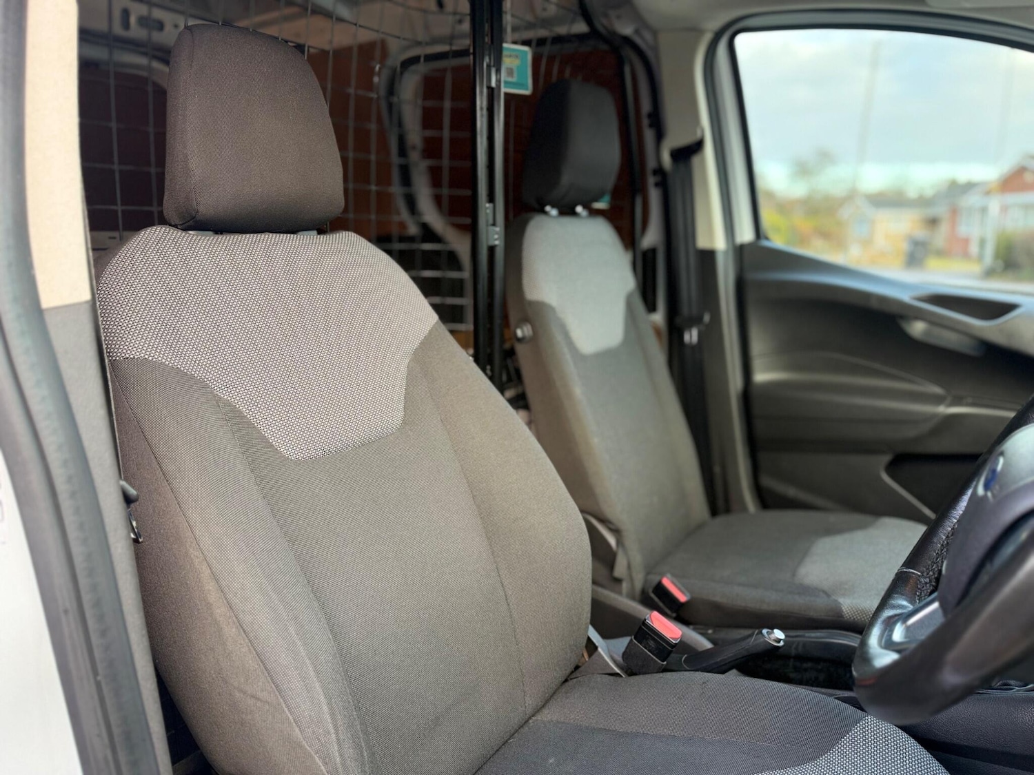 Used Ford Transit Courier 2020 for sale - 77109094: Photo 18