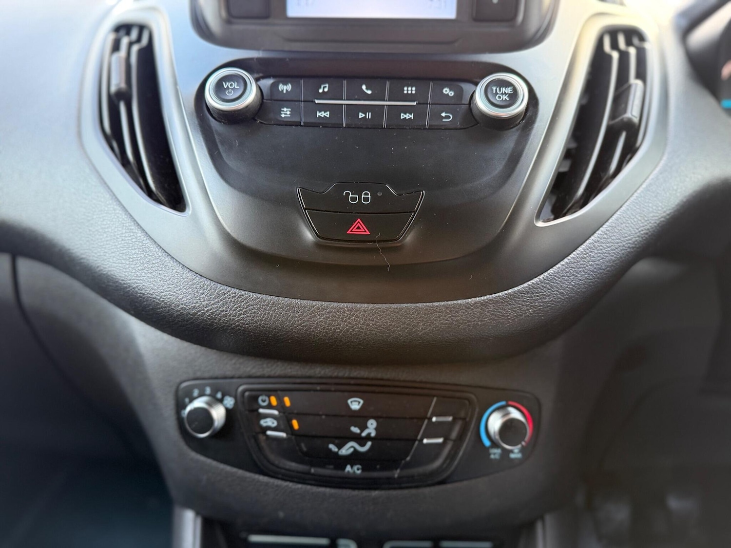 Used Ford Transit Courier 2020 for sale - 77109094: Photo 22