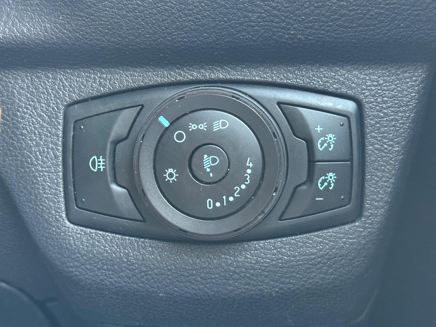 Used Ford Transit Courier 2020 for sale - 77109094: Photo 26