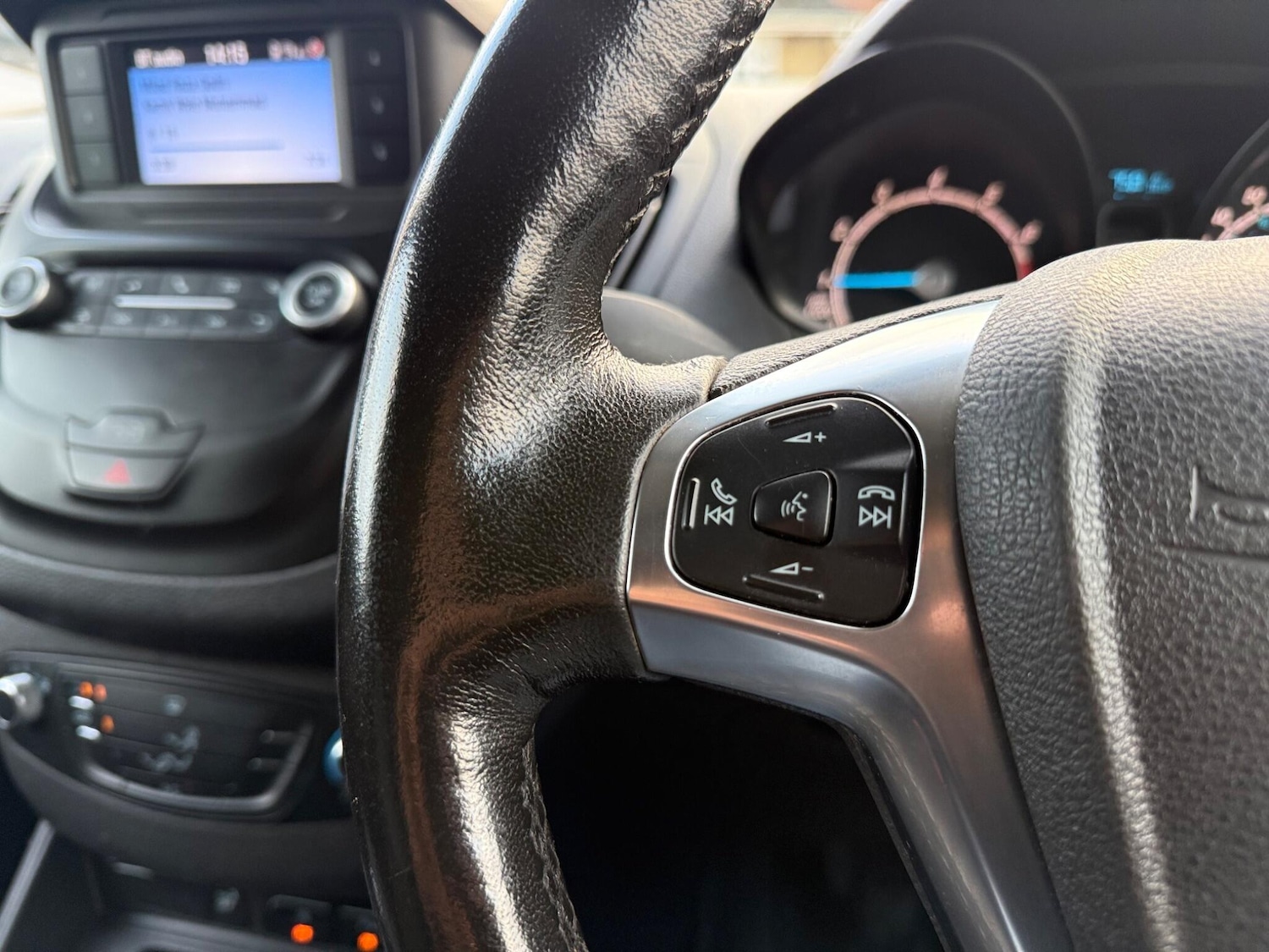 Used Ford Transit Courier 2020 for sale - 77109094: Photo 28