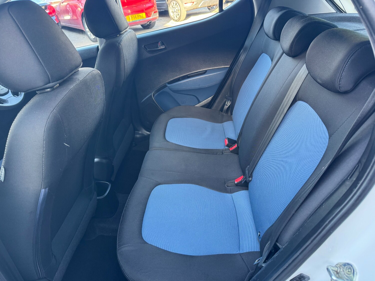 Used Hyundai i10 2015 for sale - 77653213: Photo 17