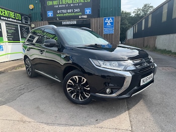 Used Mitsubishi Outlander 2016 for sale - 79299409: Photo