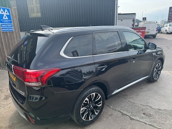 Used Mitsubishi Outlander 2016 for sale - 79299409: Photo