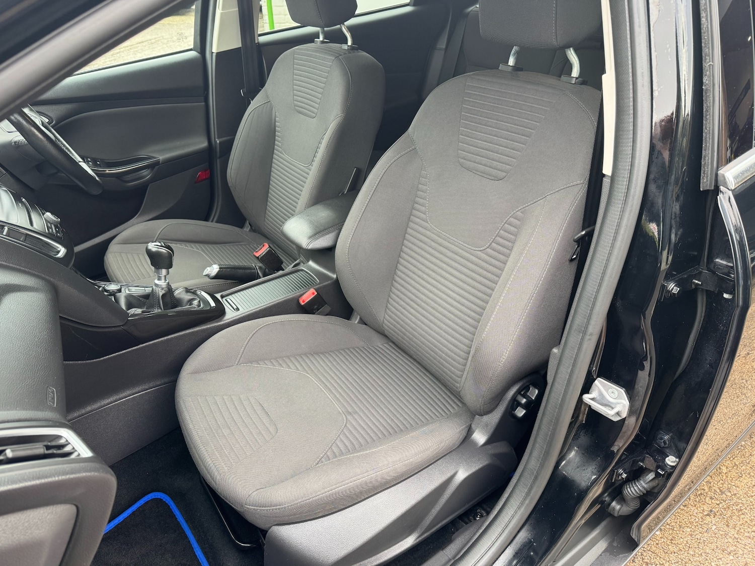 Used Ford Focus 2015 for sale - 77460332: Photo 16