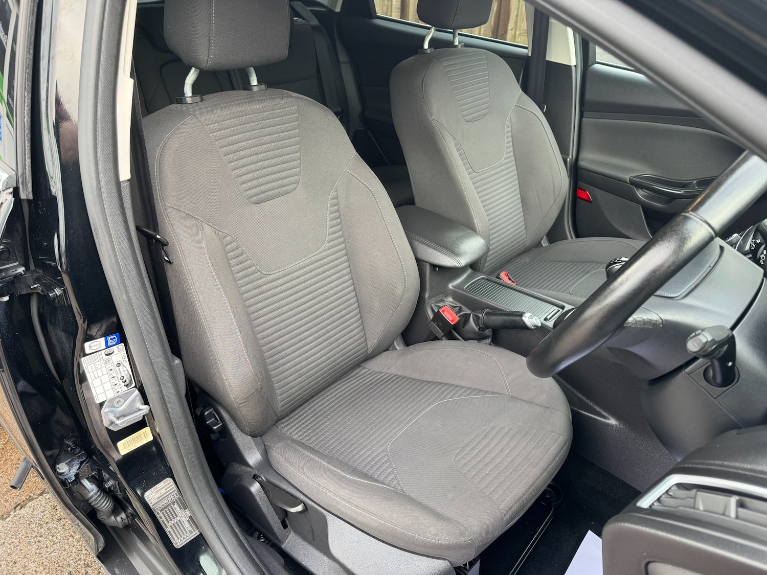 Used Ford Focus 2015 for sale - 77460332: Photo 22