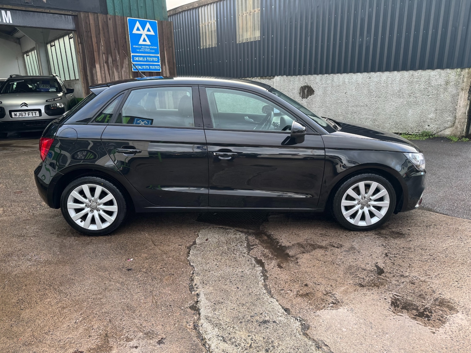 Used Audi A1 2015 for sale - 77286411: Photo 5